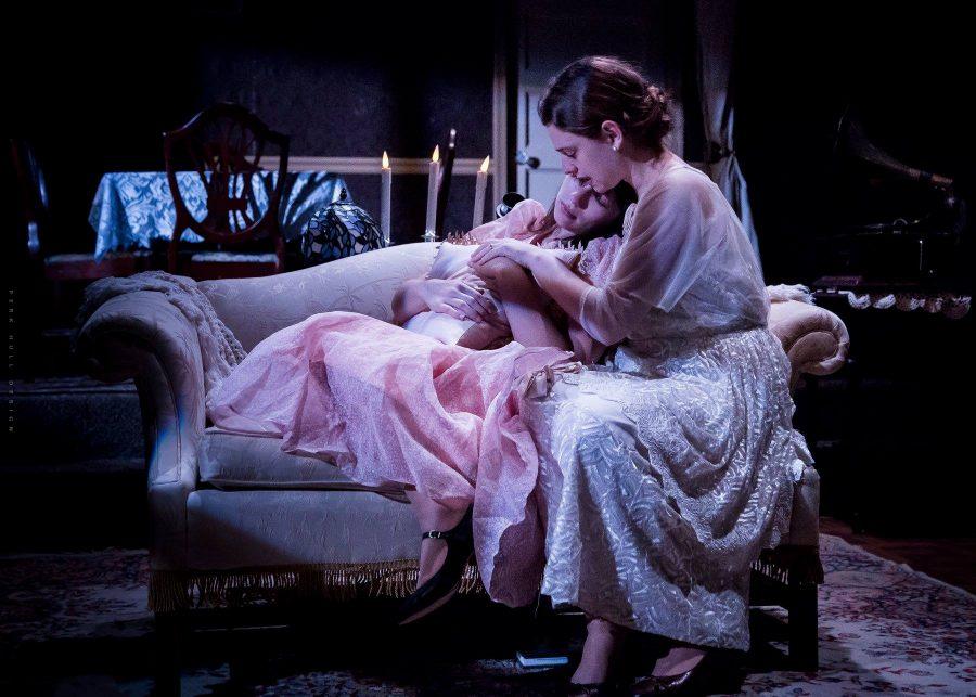 The Evergreen Players Present The Glass Menagerie