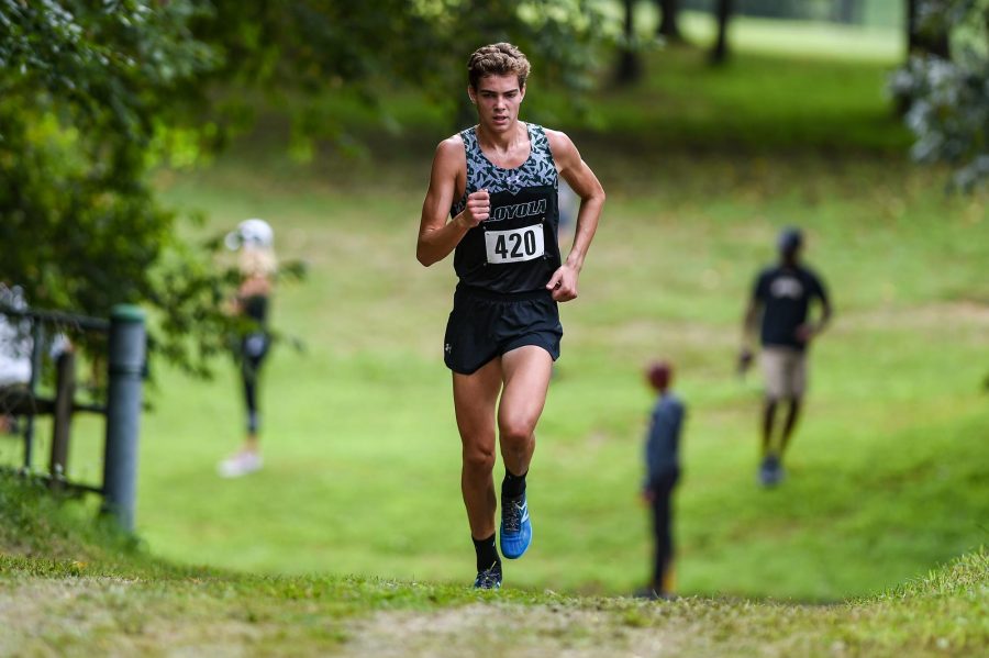 Cross-country teams cruise through Iona Meet of Champions