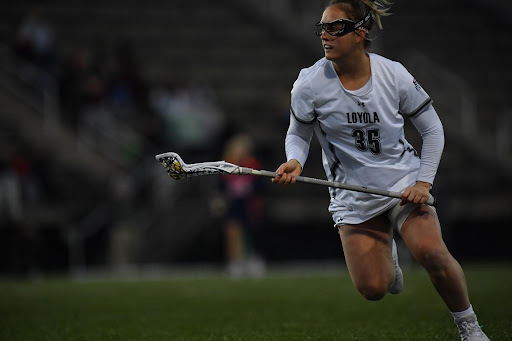 #35 Anna Ruby carries the ball during the game against Syracuse.