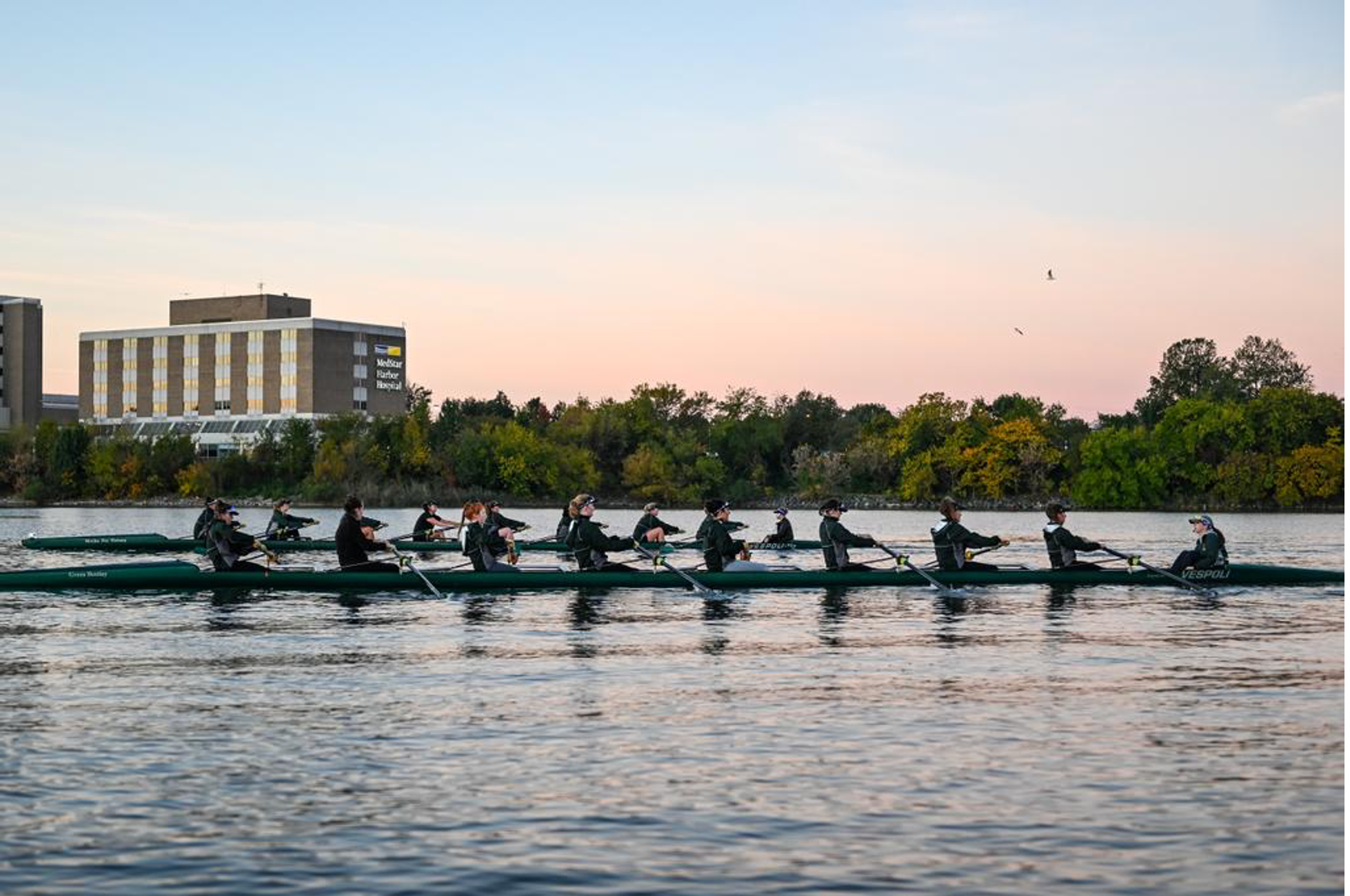 Loyola Women’s Rowing Takes on Team Culture: How Positivity Helps Strengthen Their Team