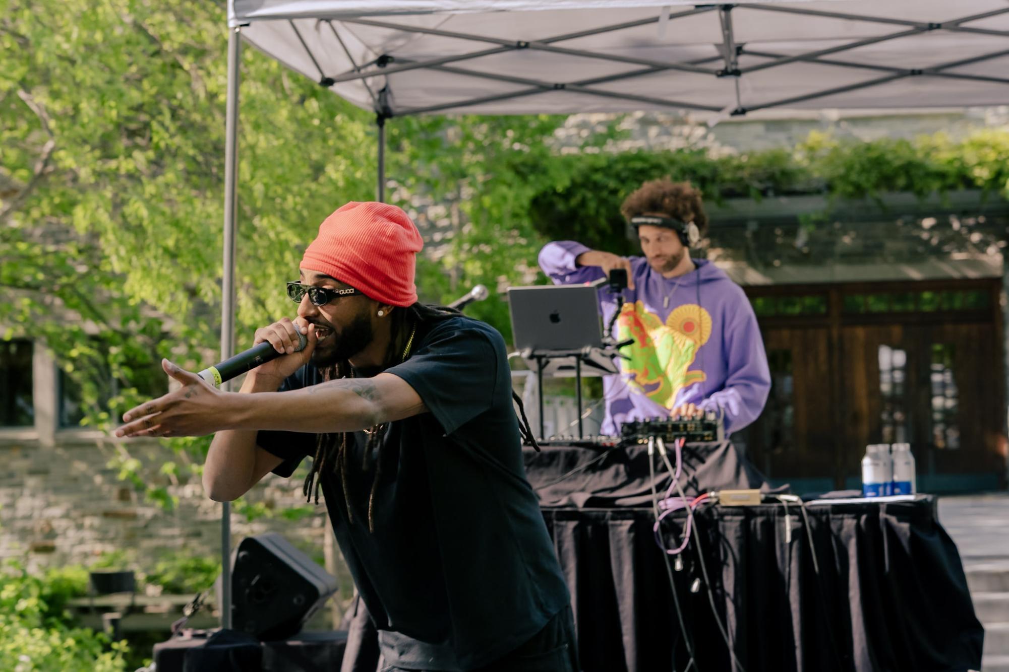 Aminé performance